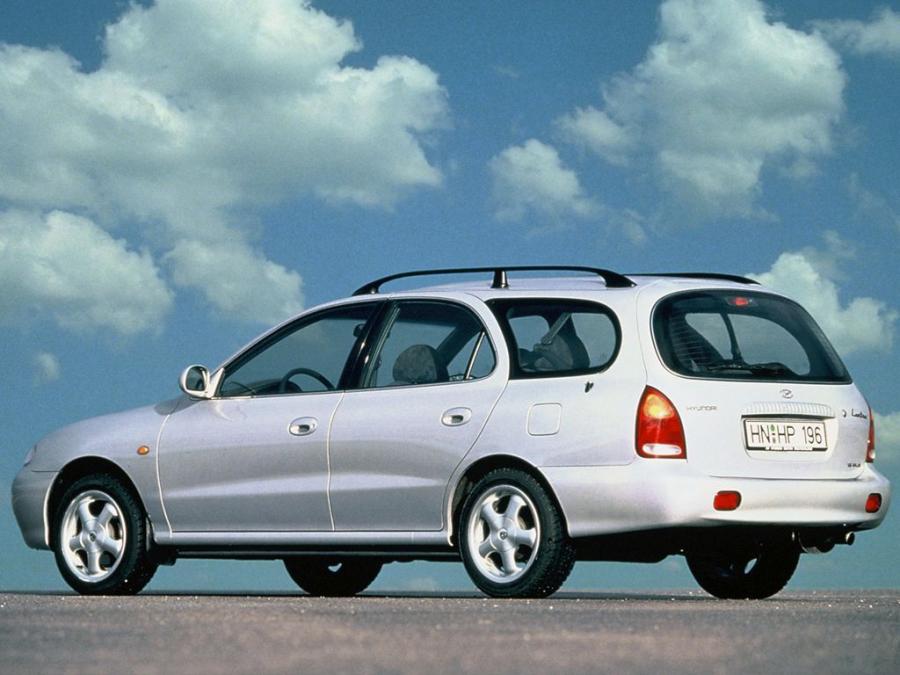  Hyundai Lantra Estate 1996 года  (фото 4 из 4)